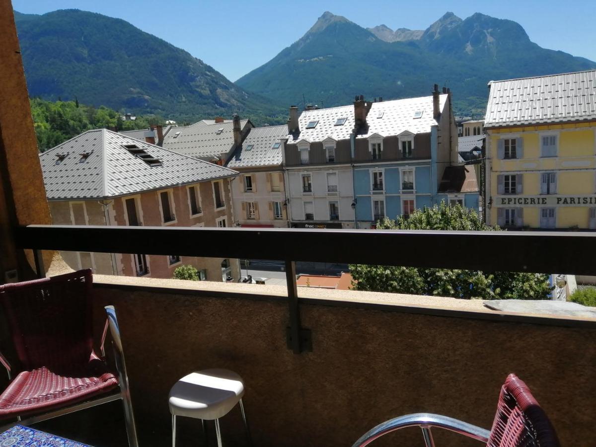 Appartement 4 Personnes A 500M Des Telecabines Briançon Exteriér fotografie